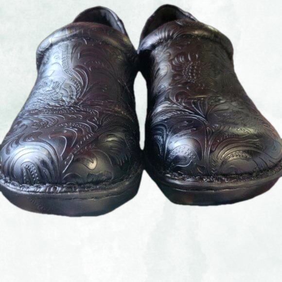 B.O.C Women's Black Tooled Peggy Slip-On Clog Size 8 - Picture 4 of 14